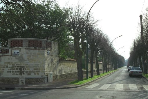 photo
              n A82