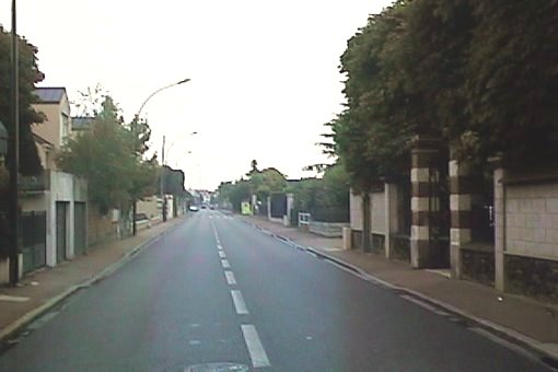 photo
              n  Y13