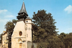 Vieille-eglise-vus-de-trois-quarts