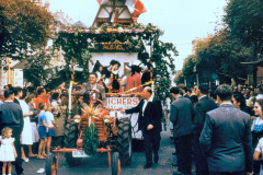 1958_FeteCarotte18